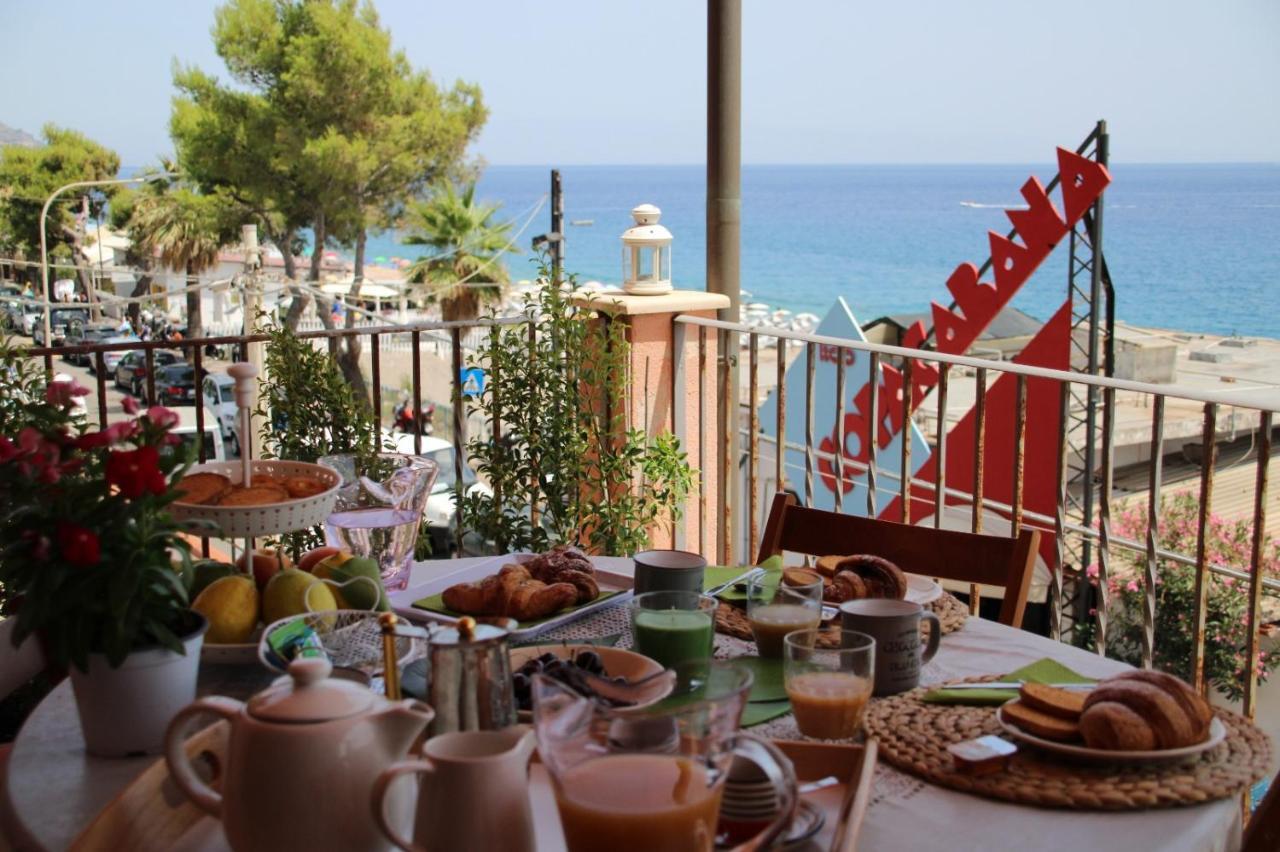 Poseidone Sea Apartment Taormina Mazzeo Exterior photo